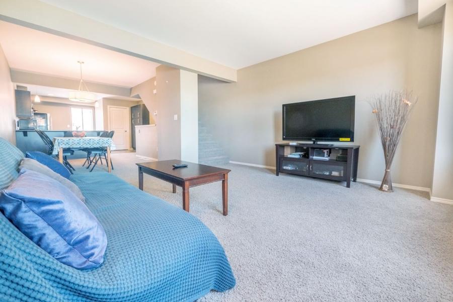 407-15 Bridgeland Dr S